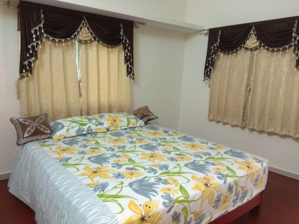 Srb Residency Otel Tiruvannāmalai Dış mekan fotoğraf