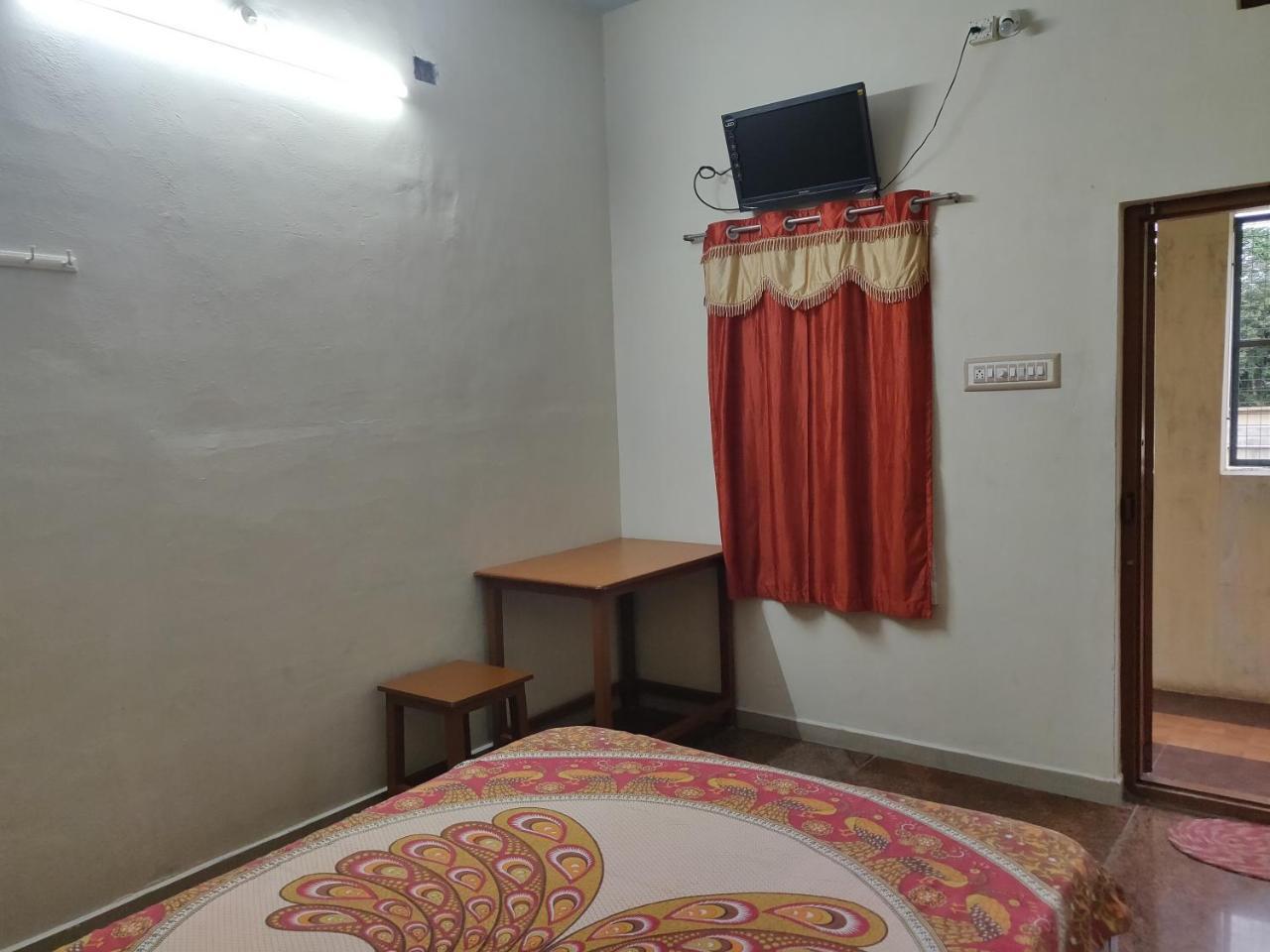 Srb Residency Otel Tiruvannāmalai Dış mekan fotoğraf